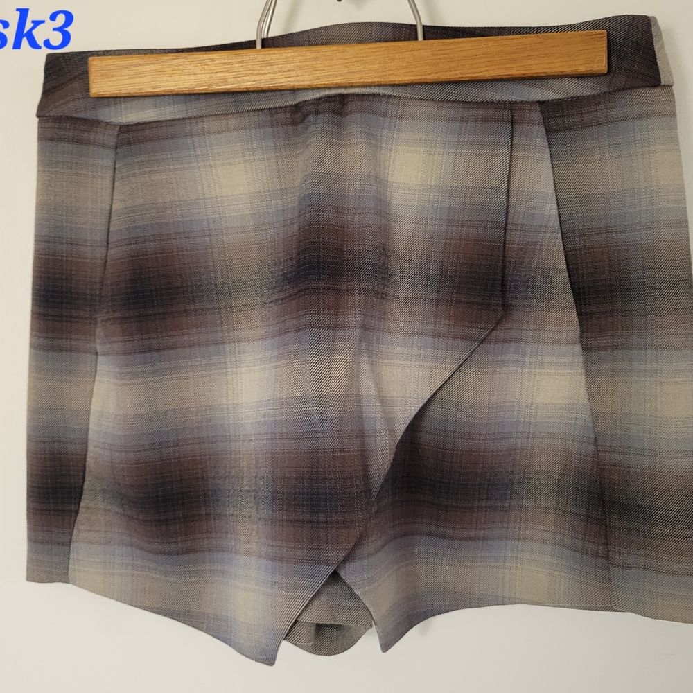 Sk3 Plaid Skorts